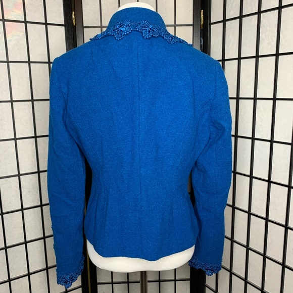 Bloomingdales cropped wool single button blazer - Picture 3 of 8